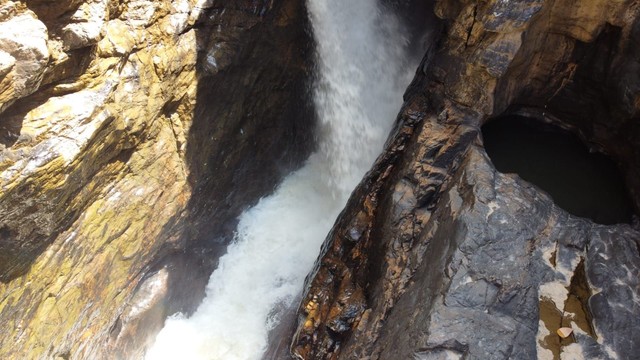 32 hectares com cachoeira  - Foto 2
