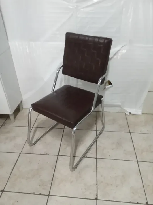 Cadeira Alto Padrão 15% Desc. À Vista!
