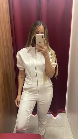 Scrub off white