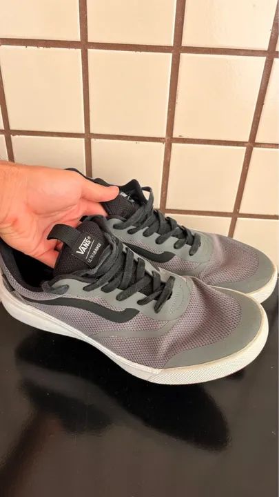 Tênis Vans Ultrarange Cinza