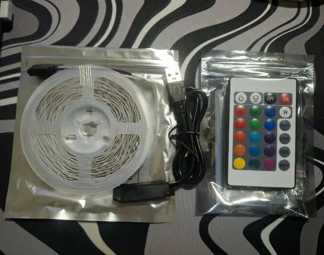 Fita de Led RGB 5050 10 Metros com Controle (Obs na Descrição) - Foto 3