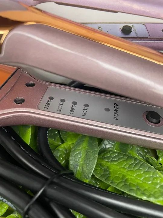 Chapinha Kemei Profissional Kemei 220v - Foto 3