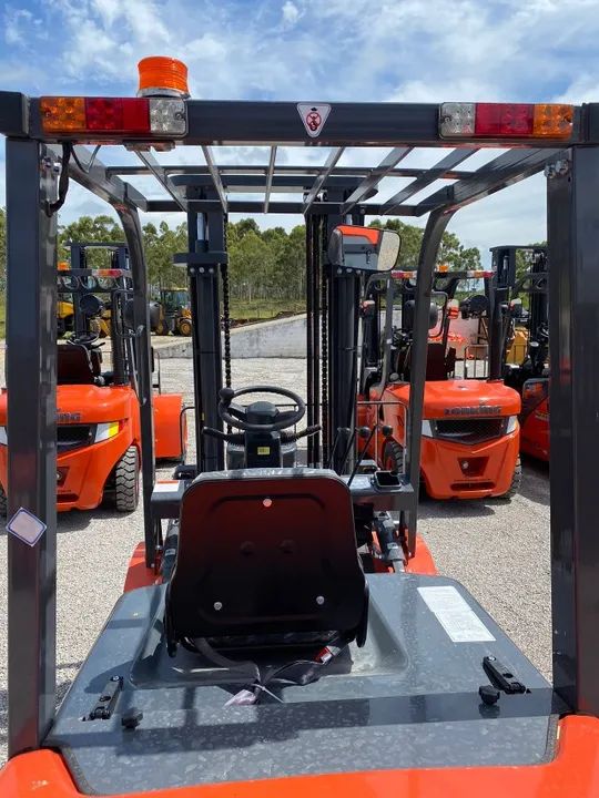 EMPILHADEIRA LONKING | FD30 | TRIPLEX | A PRONTA ENTREGA