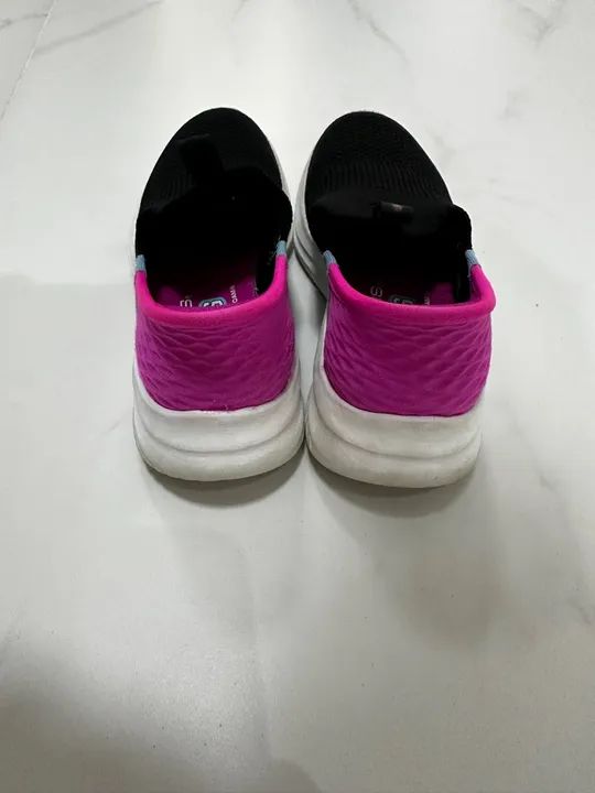 Tênis Skechers infantil - Número 27 - Preto e Rosa - Foto 5