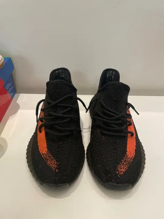 adidas yeezy 350 v2 original Calçados Nossa Senhora de Lourdes