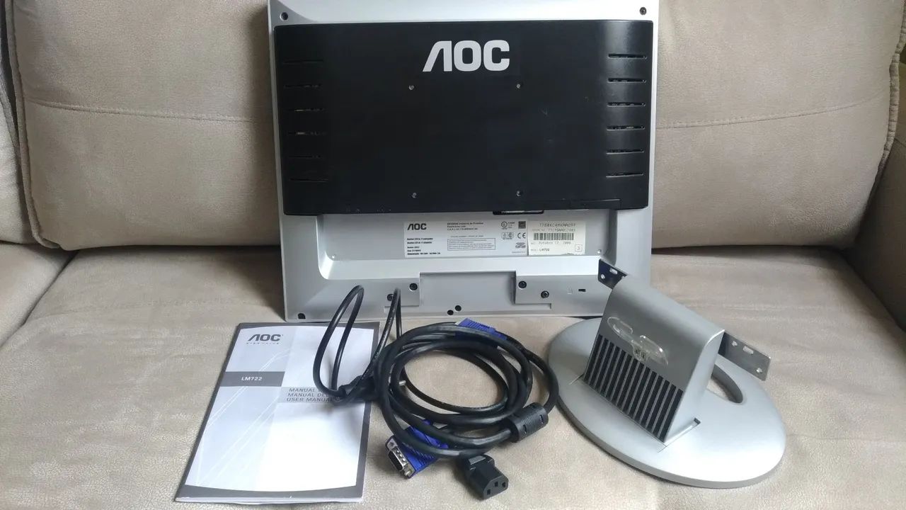 Monitor LCD  AOC 17" - Foto 2