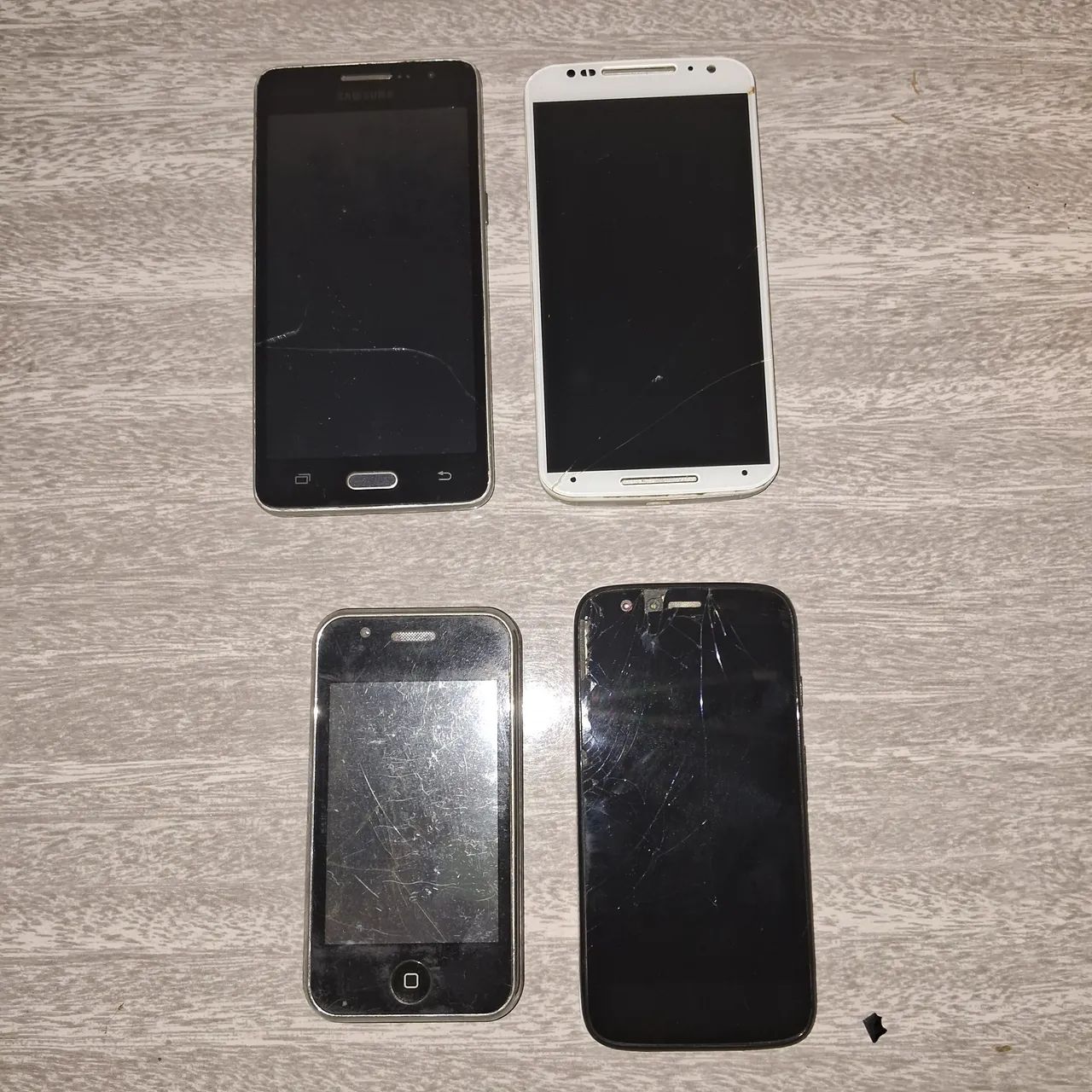 4 Celulares para Peças