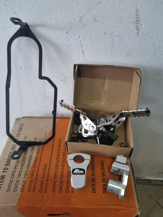 Pedaleira e alongador de Guidão Rox para Moto bmw F800.