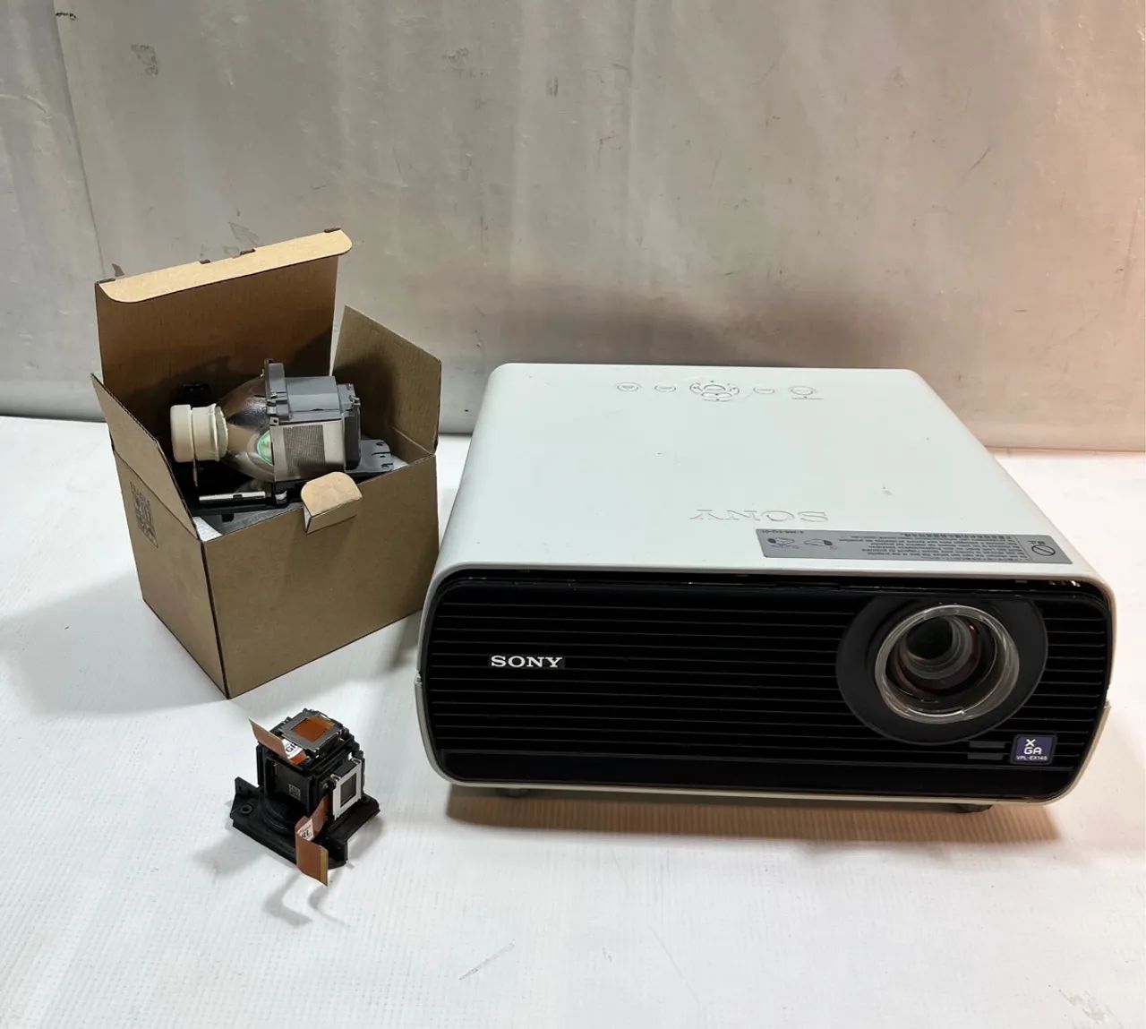 Projetor Sony VPL-EX145 - Foto 2