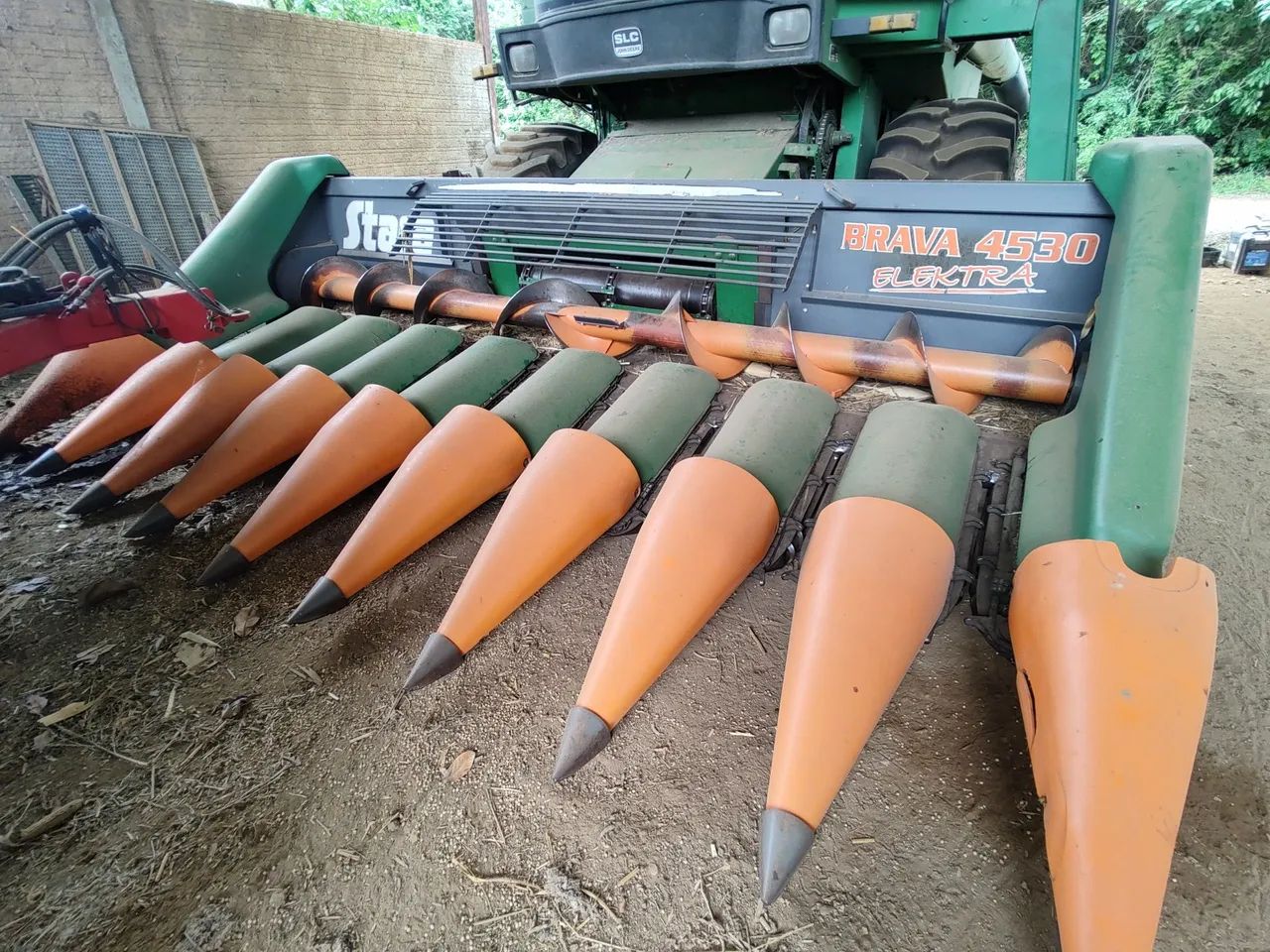 Colheitadeira John Deere 1175, Hidro