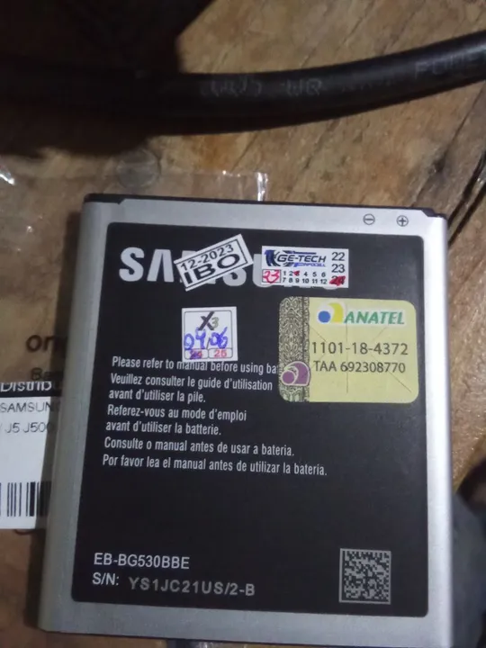 Bateria J500 nova