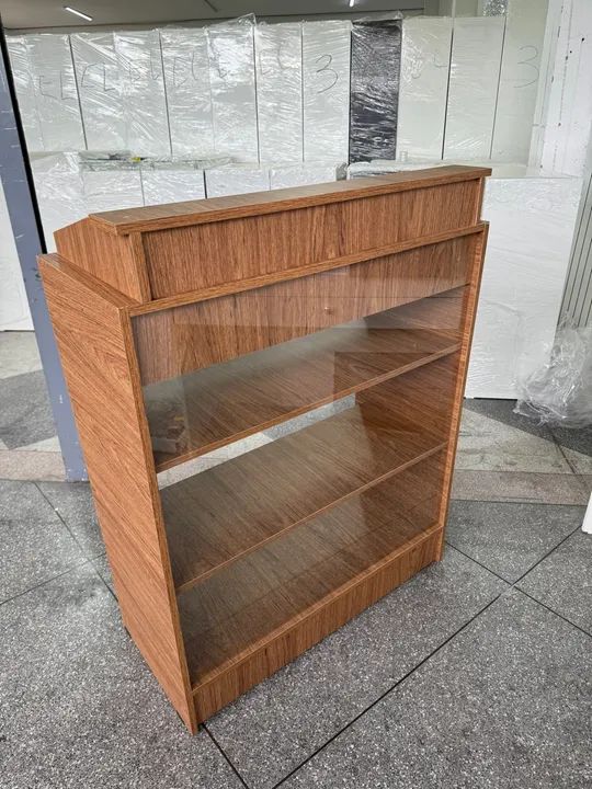 Balcão caixa Vitrine Amadeirado MDF - Direto da Fábrica 
