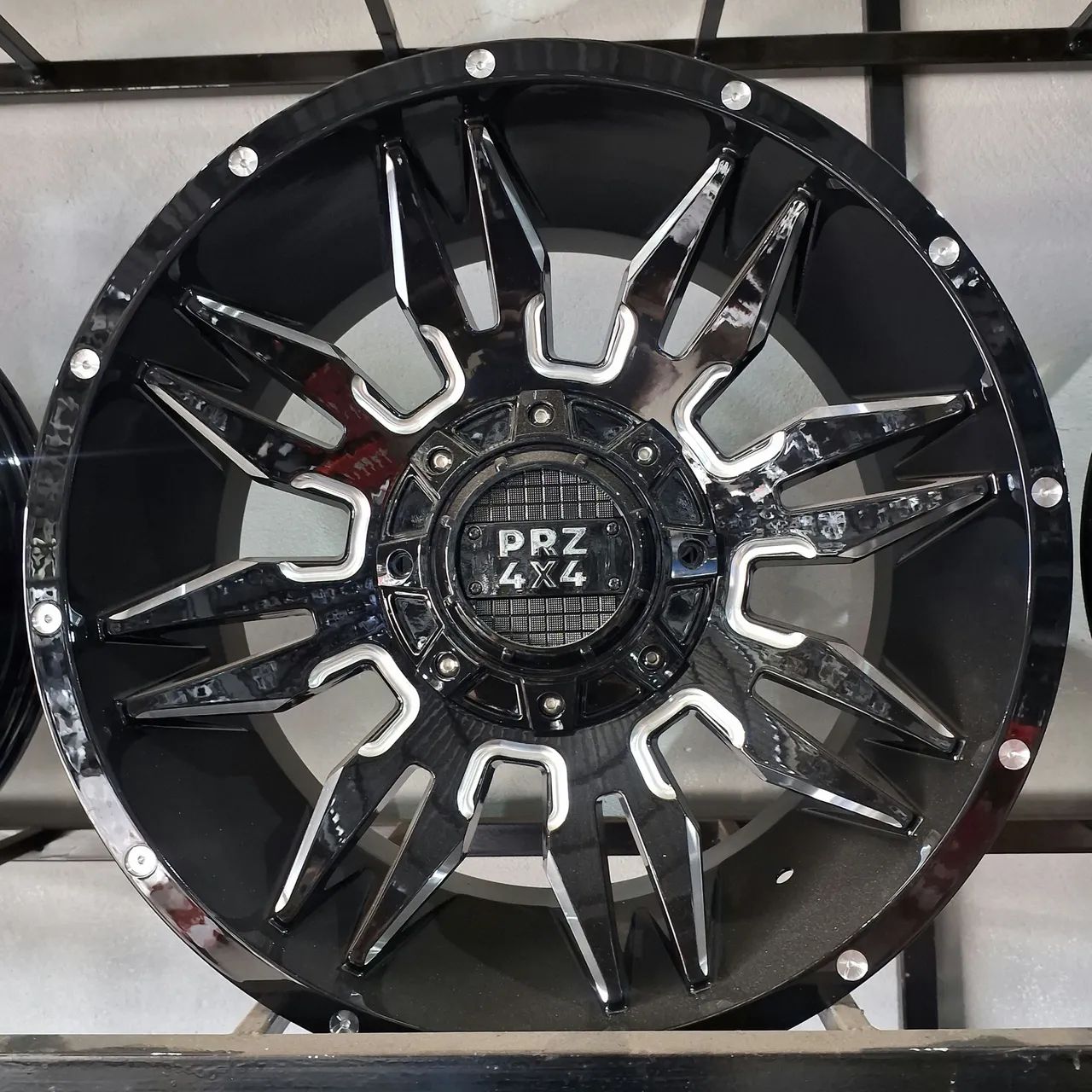 Promoção Rodas Aro 18x9' Off Road PRZ 396 Novas