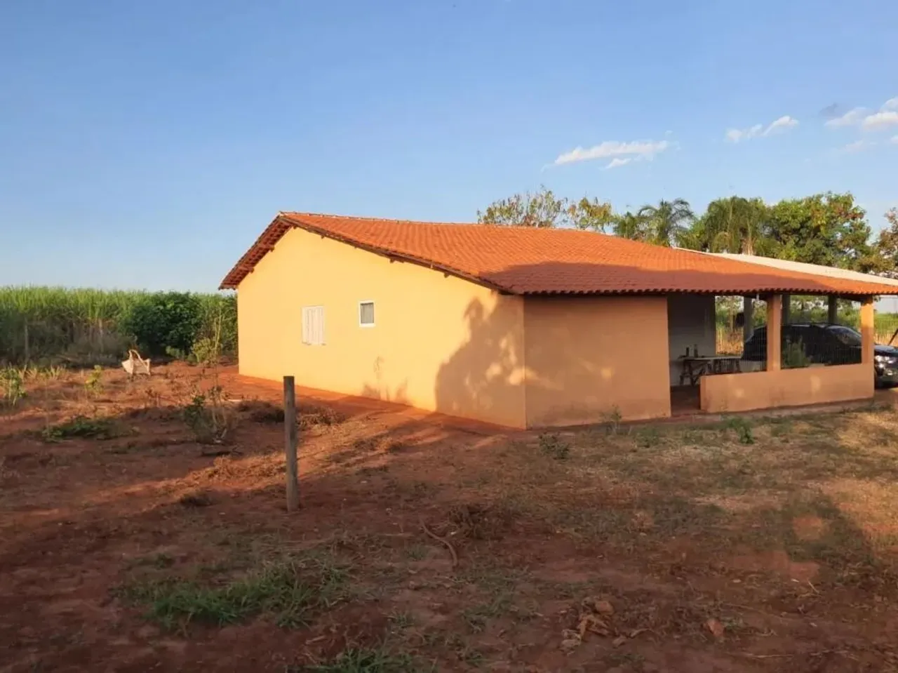 Chácara com 2 dormitórios à venda, 2000 m² por R$ 350.000,00 - Rural - Guatapará/SP