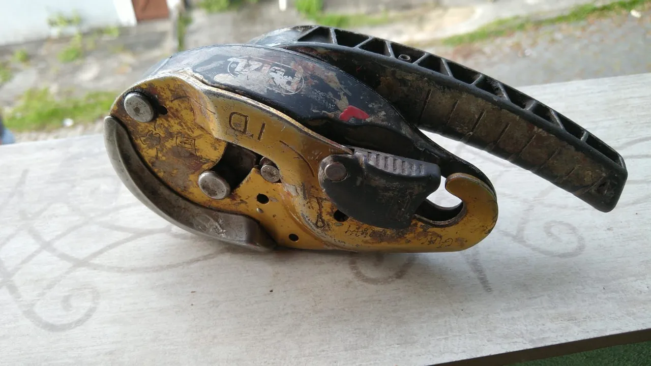 Vendo ID para alpinismo , usado e em ótimo estado