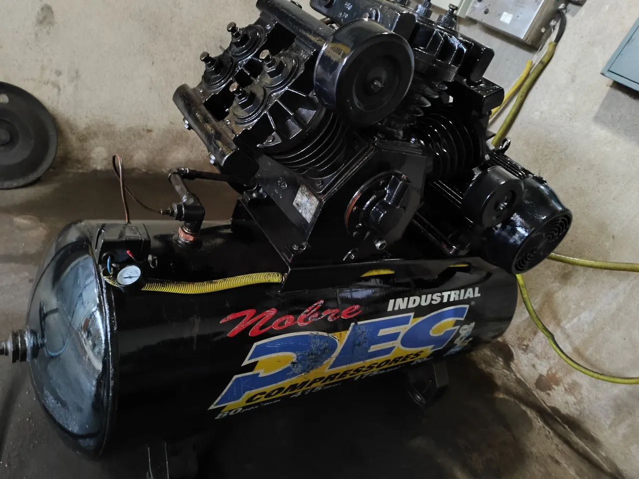 Compressor de ar industrial  - Foto 2