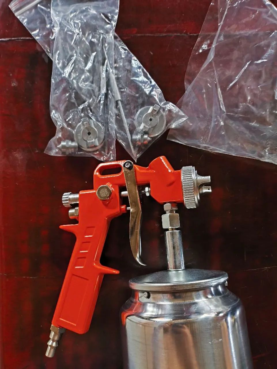 Pistola de Pintura com Recipiente de 1 Litro - Foto 2