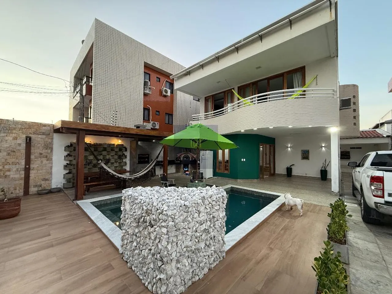 Casa à Venda em Bessa