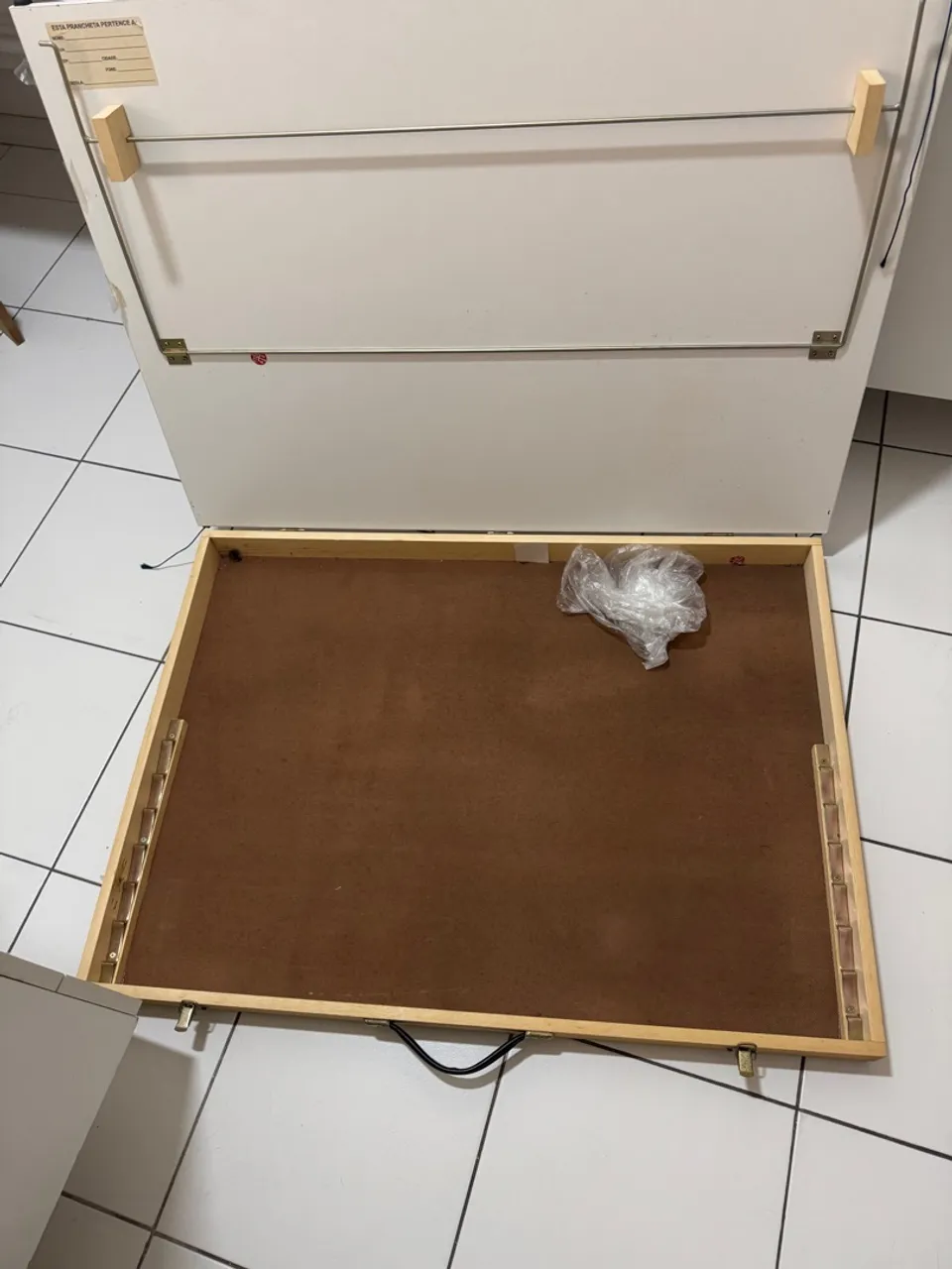 Prancheta de Desenho Portátil - Ideal para Artistas e Estudantes