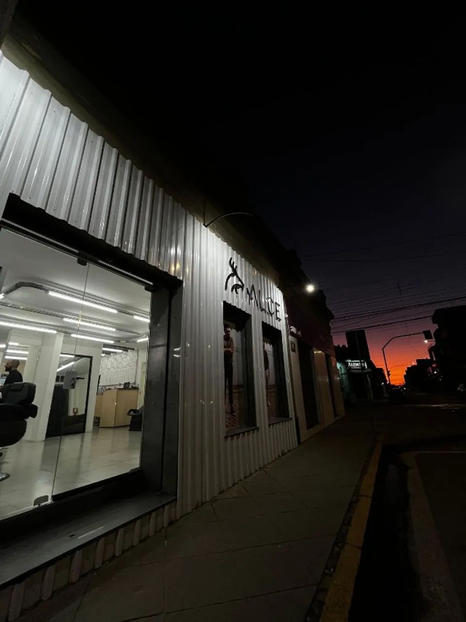 Loja Central Ampla Localização Privilegiada - Foto 3