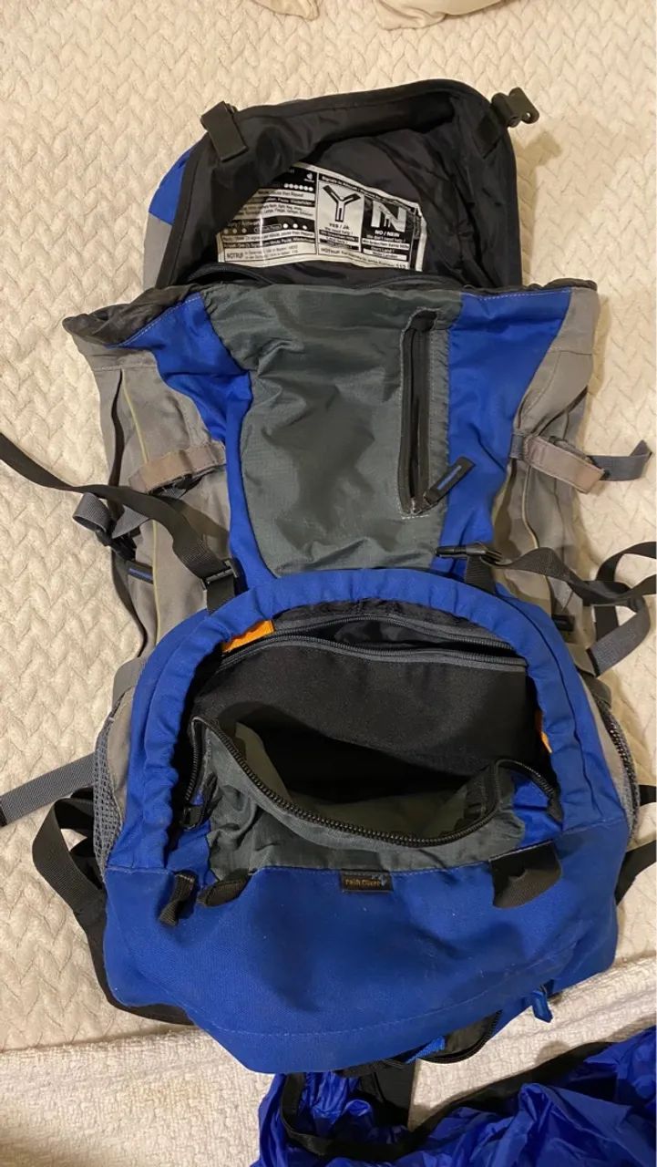 Mochila Deuter Futura 32AC 32+4l linda quase nova sem detalhes com copa de chuva  - Foto 5
