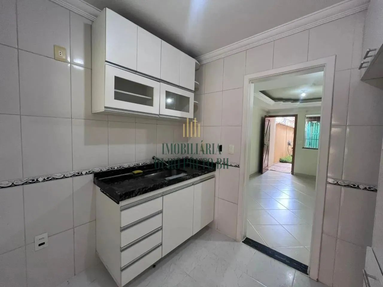 Casa Geminada 2 quartos com 2 suítes á venda no bairro Santa Mônica. - Foto 5