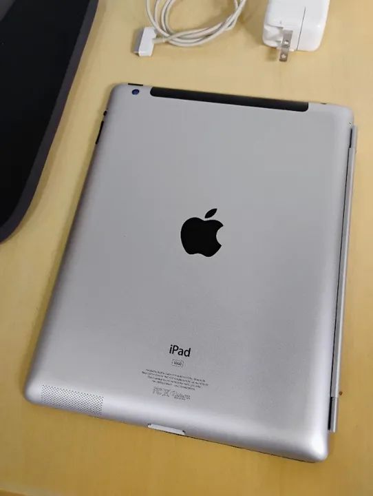 iPad Apple Preto 4th Gen 2012 A1459 9.7 16gb E 1gb Ram (Usado) - Foto 4