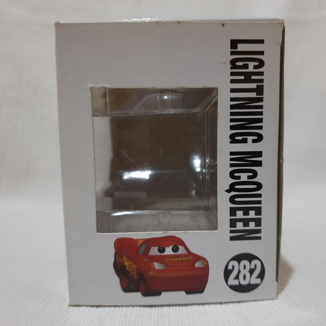 Caixa de Funko Pop Lightning McQueen N°282  Disney Pixar  - Foto 4