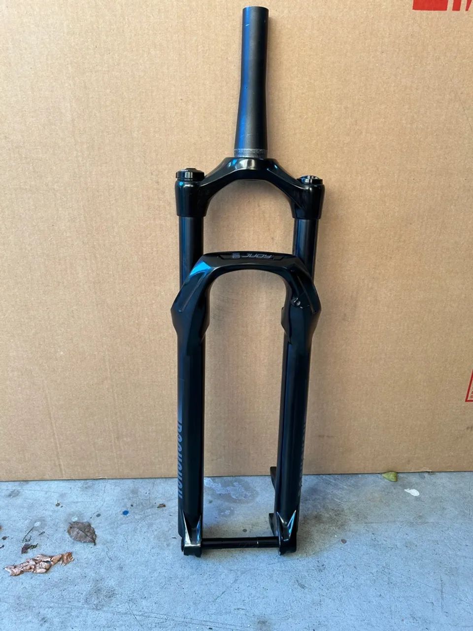 Suspensão Rock Shox judy boost air com trava - Foto 3