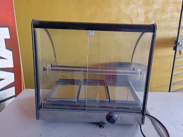 Vende-se Estufa de Inox C/3 Bandejas Semi Nova