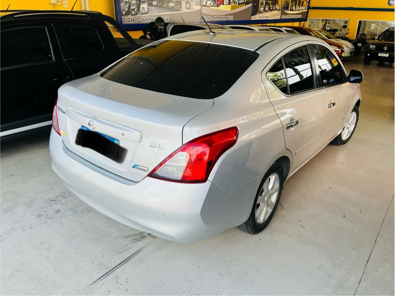 Nissan Versa SL 1.6 flex 2013, sedan completo  - Foto 4