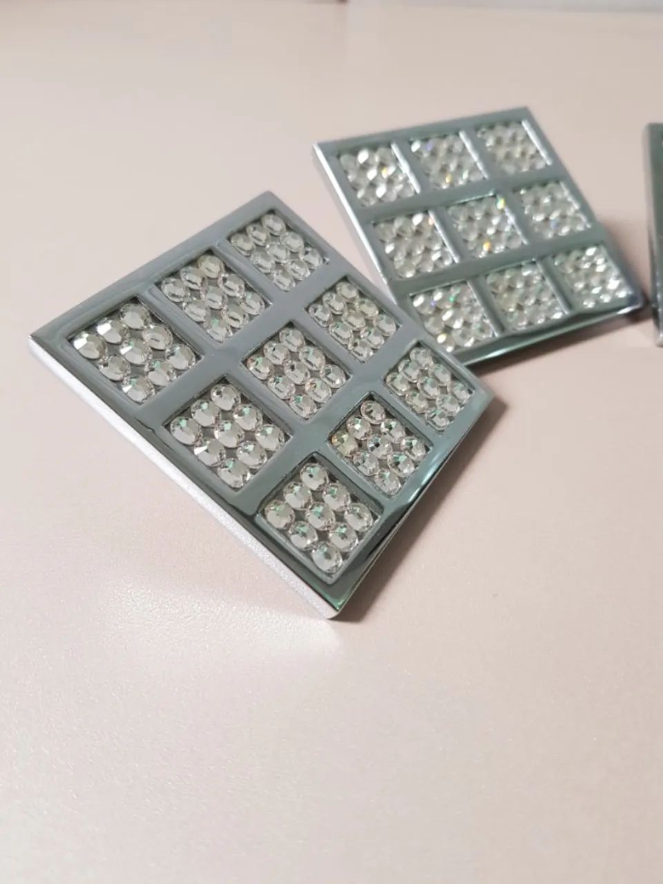 3 Puxadores Metálicos com Brilho - Foto 2