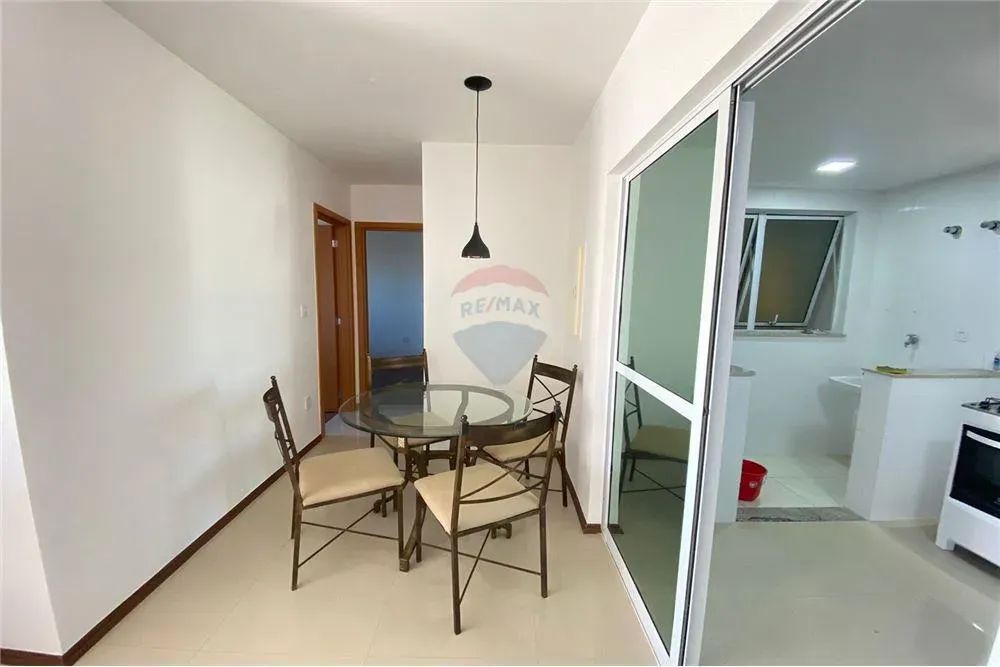 Apartamento mobiliado para locação, com 2 quartos , sendo 1 suíte, varanda, 1 vaga de gara - Foto 2