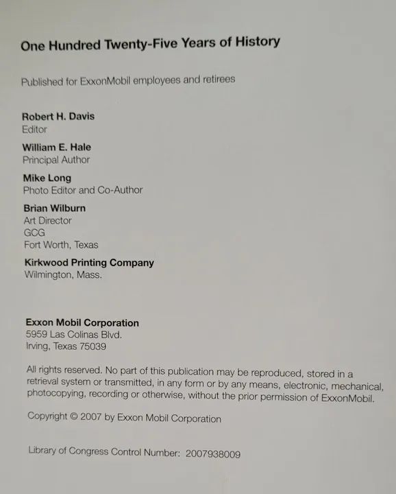 Livro 125 anos de história ExonMobil - 128 pág 31x26cm - Foto 6