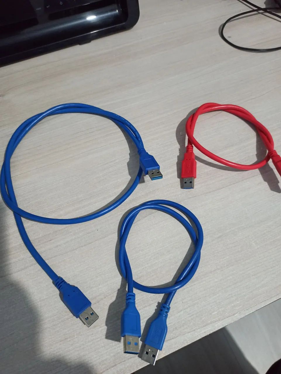 Cabos USB para diversas aplicações