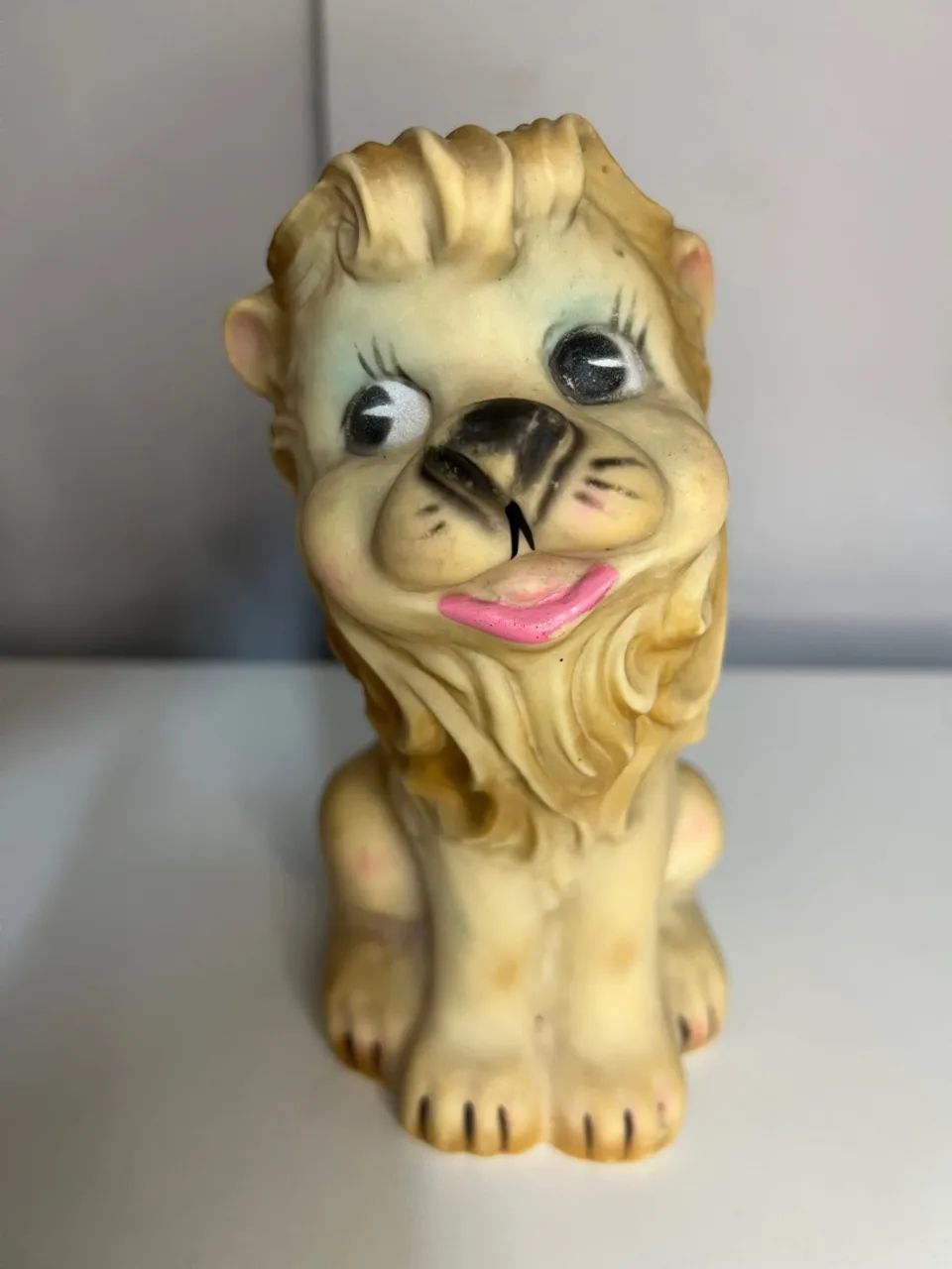Brinquedo antigo de vinil. Anos 60