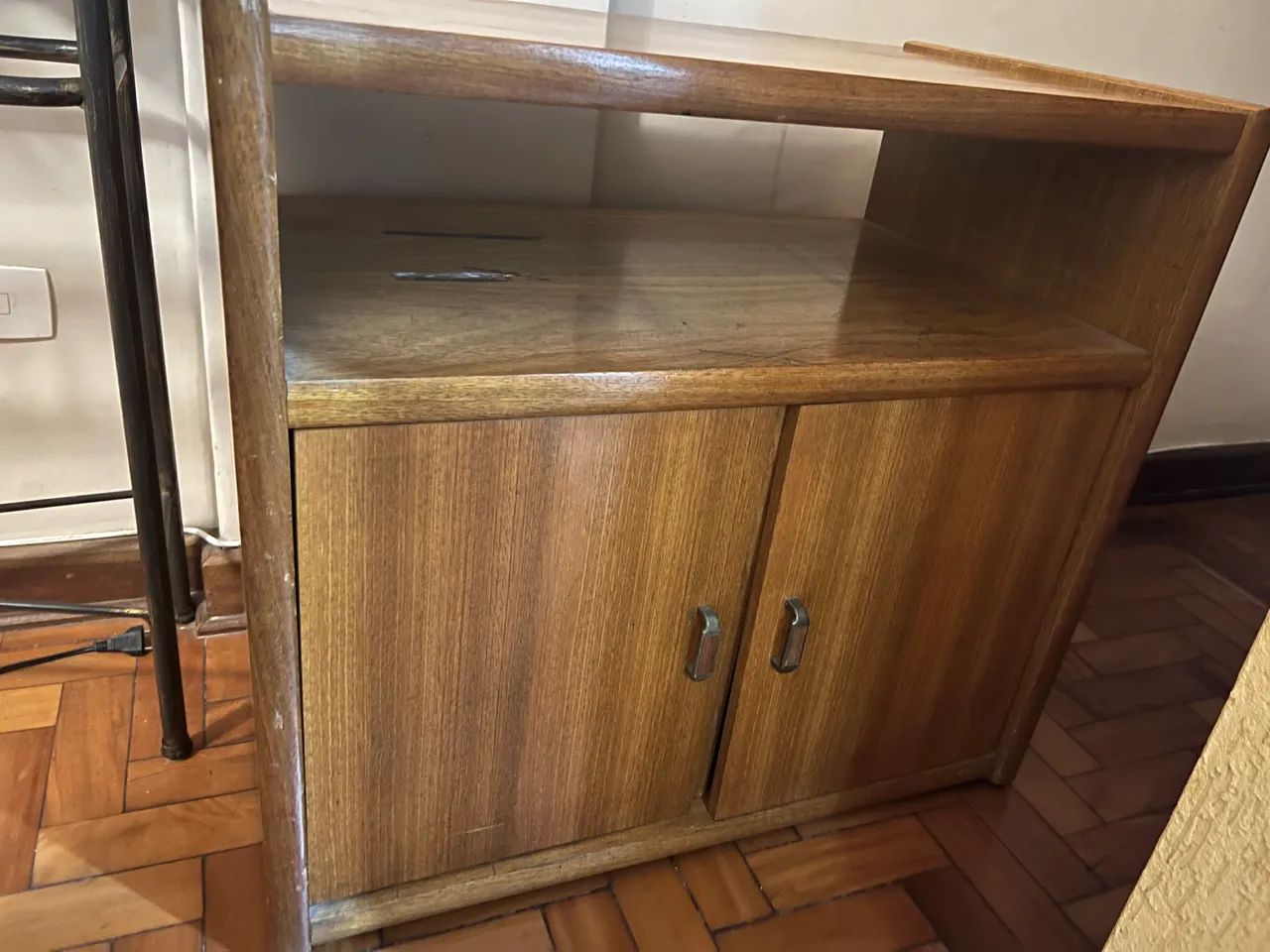 Cômoda de madeira  - Foto 5