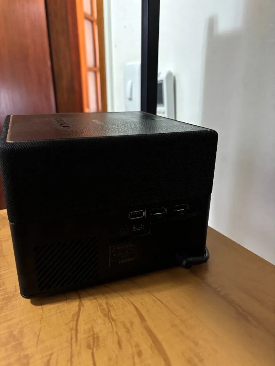  Projetor Epson EF-12 Usado, tela de até 150 polegadas - Acessa os Streamings - Foto 3