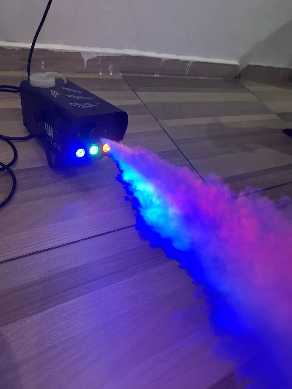 Máquina de fumaça com jogo de luz 64297560407042123