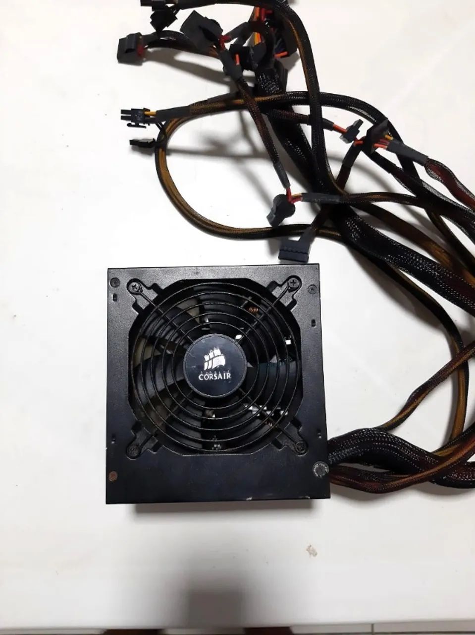 Fonte Corsair CX500 - Perfeita para PC Gamer