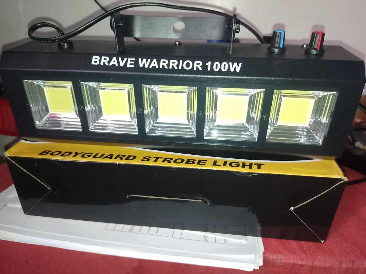 Iluminação de Palco Brave Warrior 100W - 4 Lâmpadas LED