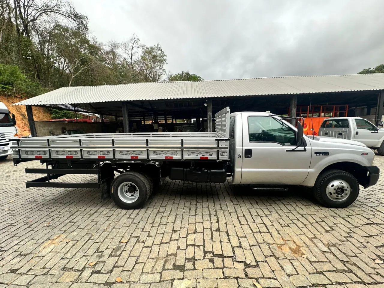 FORD F4000 4x4 ANO 2009 U. DONO - Foto 6
