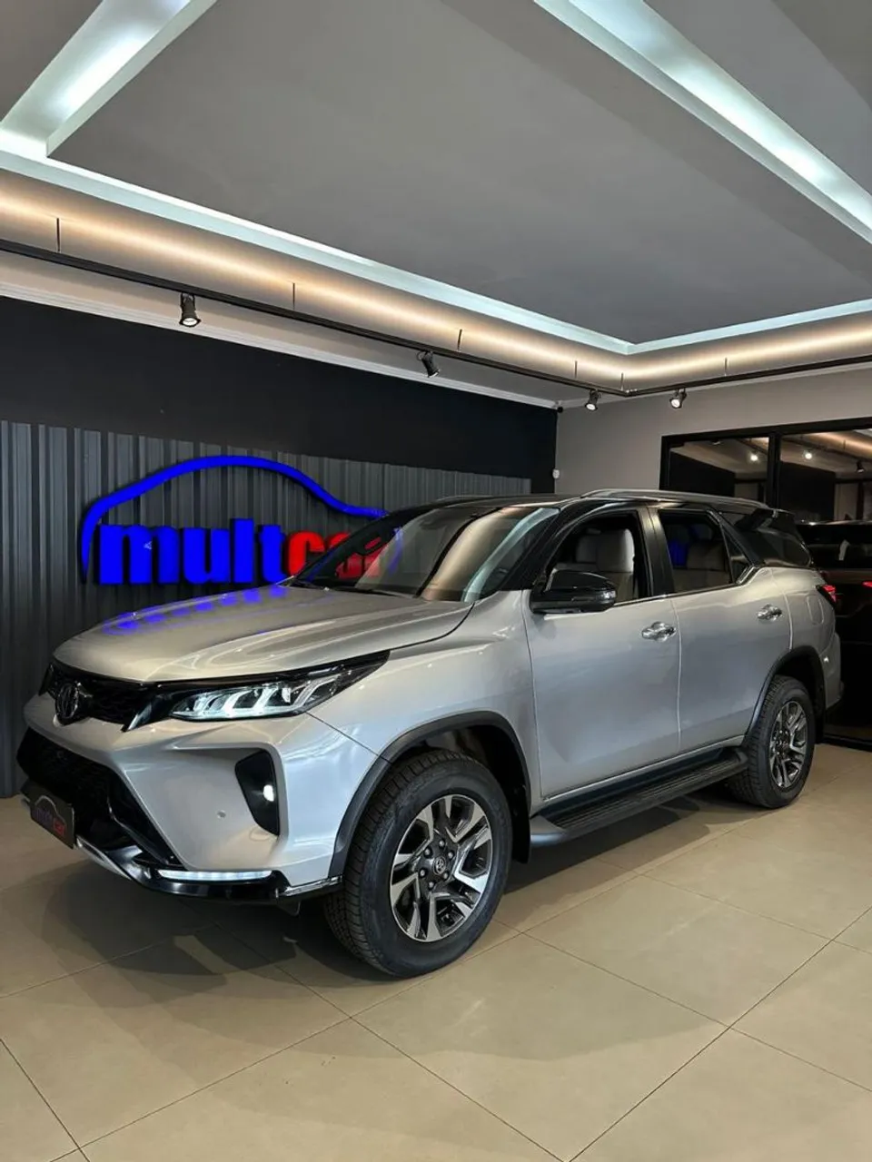 TOYOTA SW4 DIAMOND ANO 2022