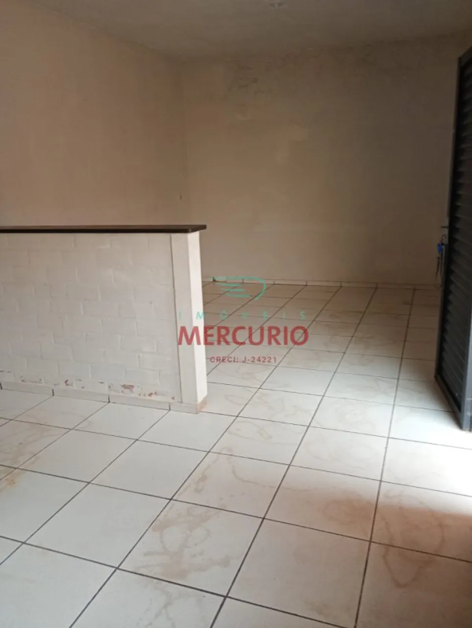Casa para aluguel com 2 quartos em Jardim Márcia I, Agudos - SP