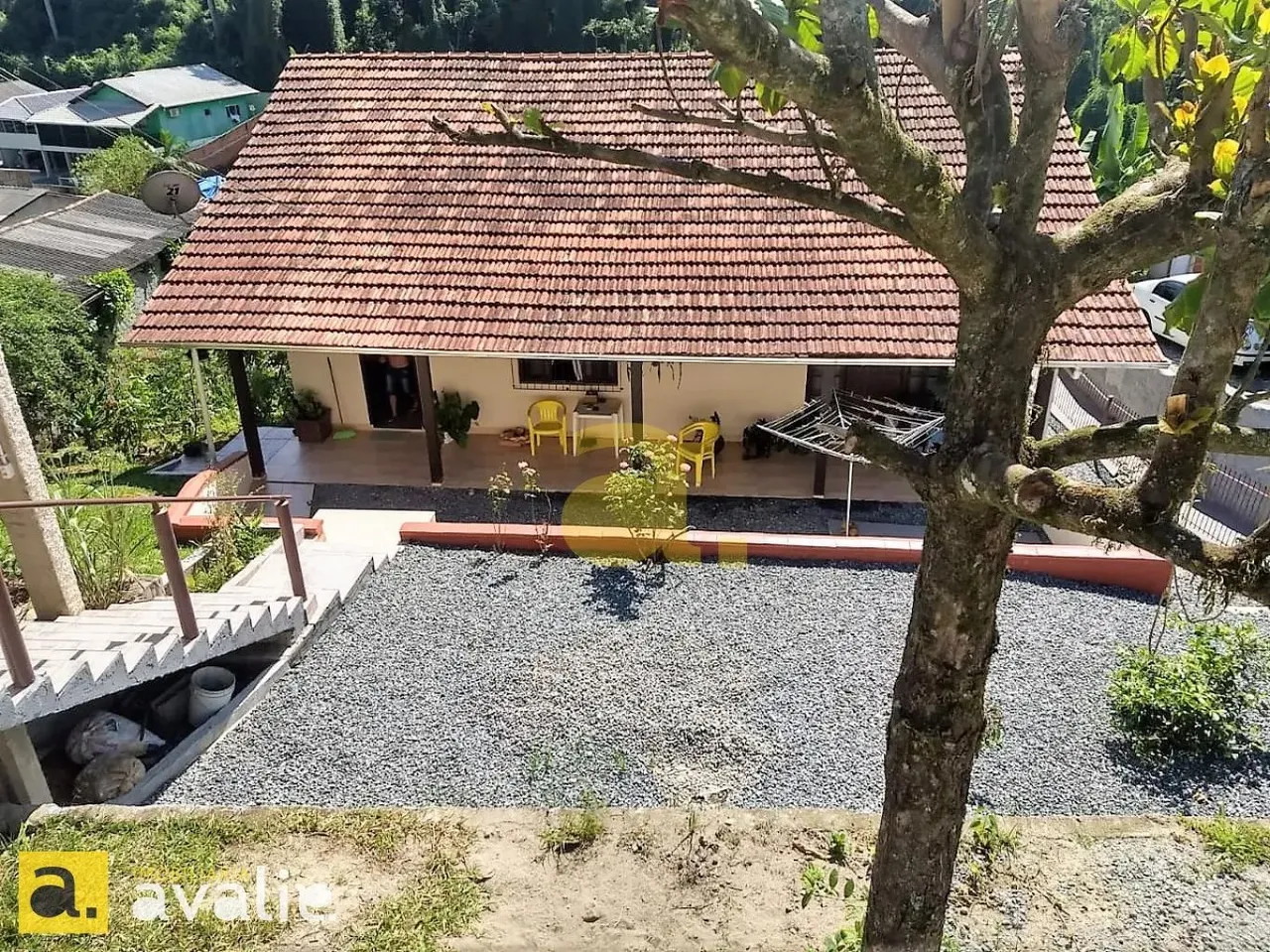 CASA A VENDA NO BAIRRO ESCOLA AGRÍCOLA