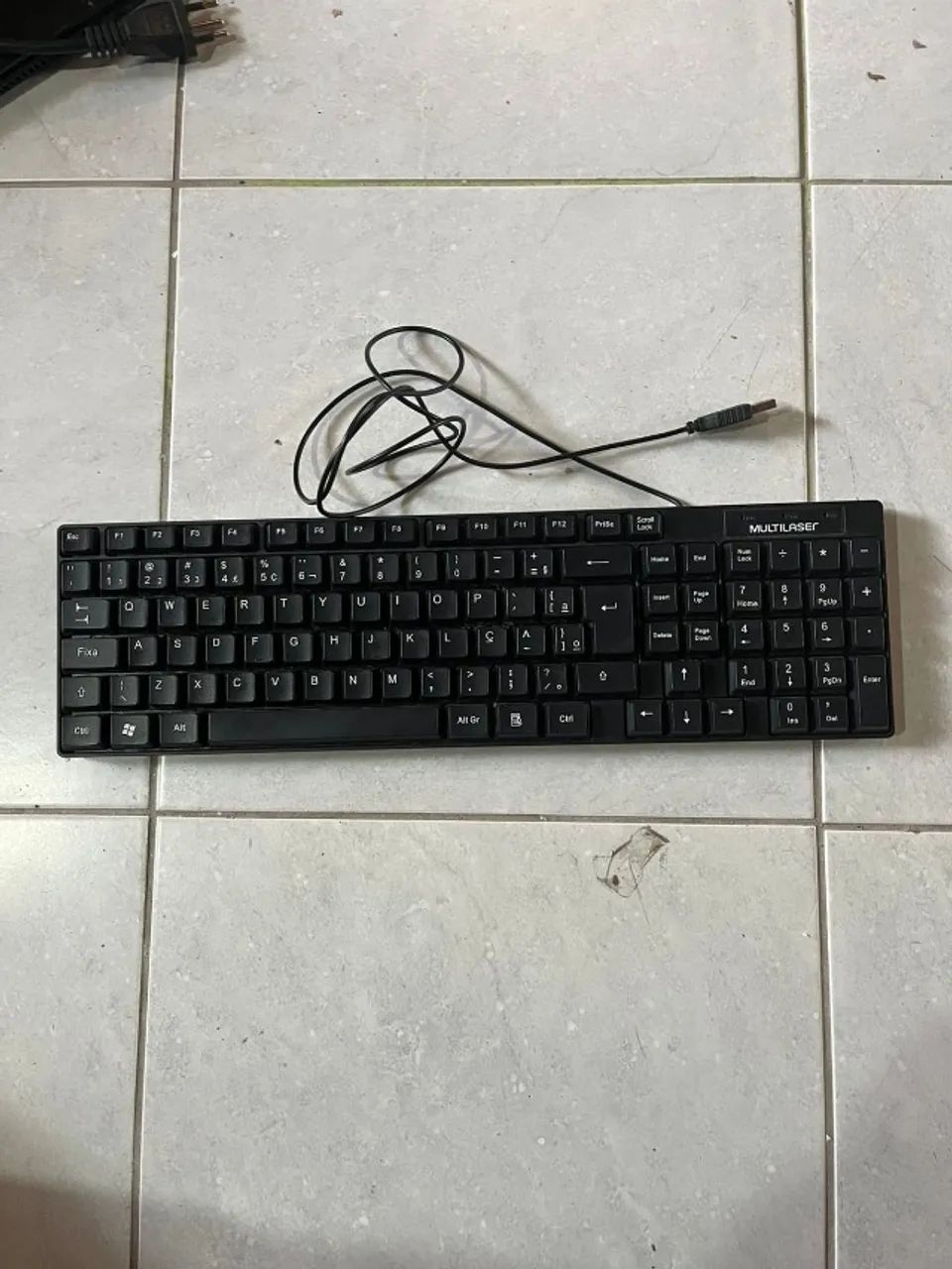 Teclado Básico Slim Preto USB para computador notebook 
