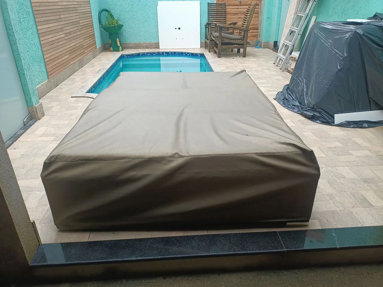 Espreguiçadeira de piscina 64310423674371121