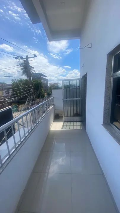 Apartamento pequeno com varanda 