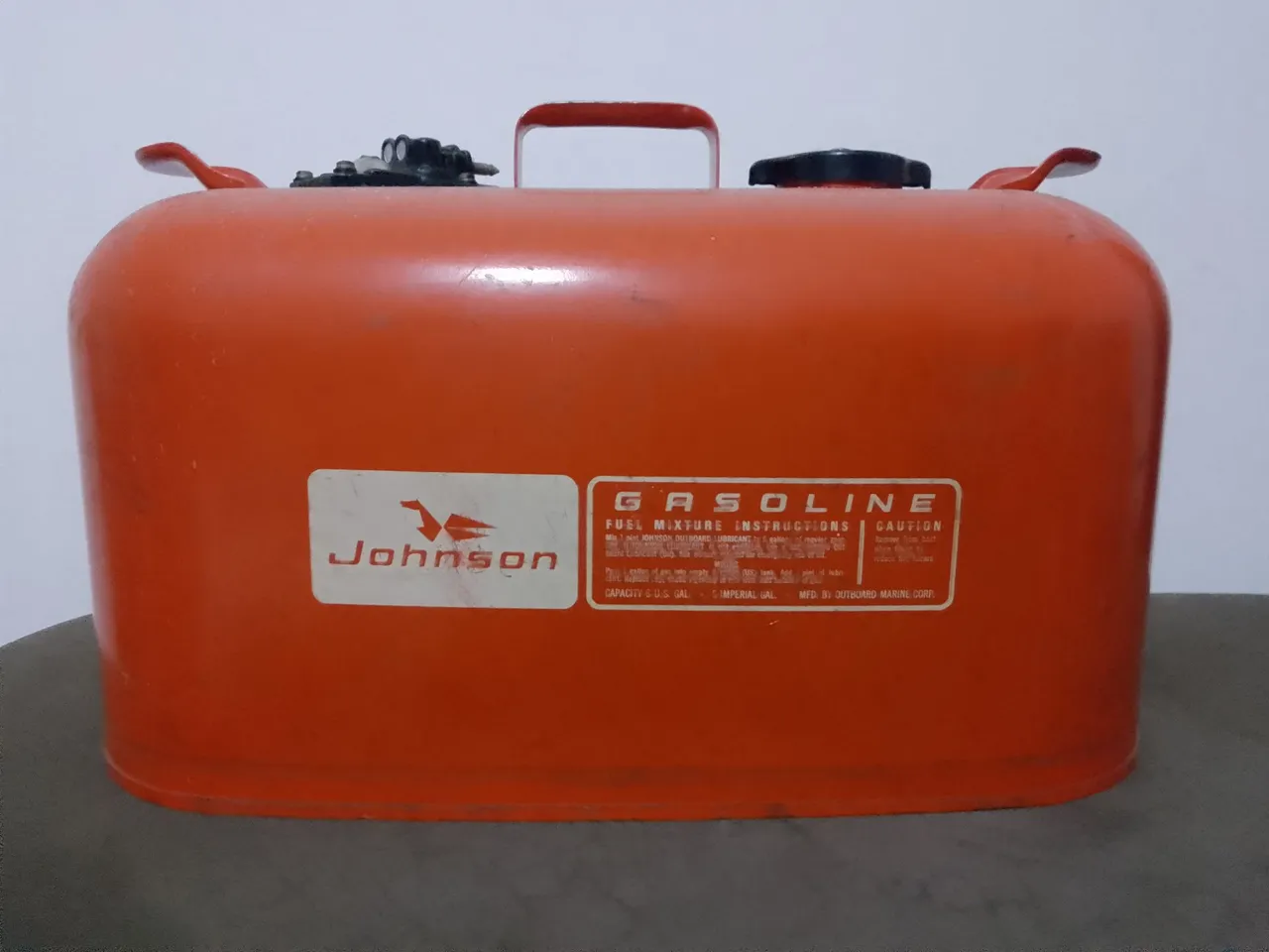 Tanque de combustível Johnson