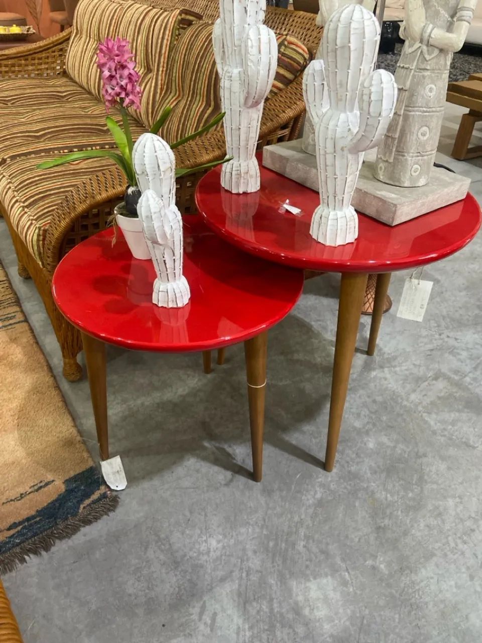 Conjunto mesa lateral vermelha ninho  - Foto 2